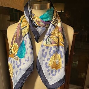 HERMES Elegant 100% Silk Scarf